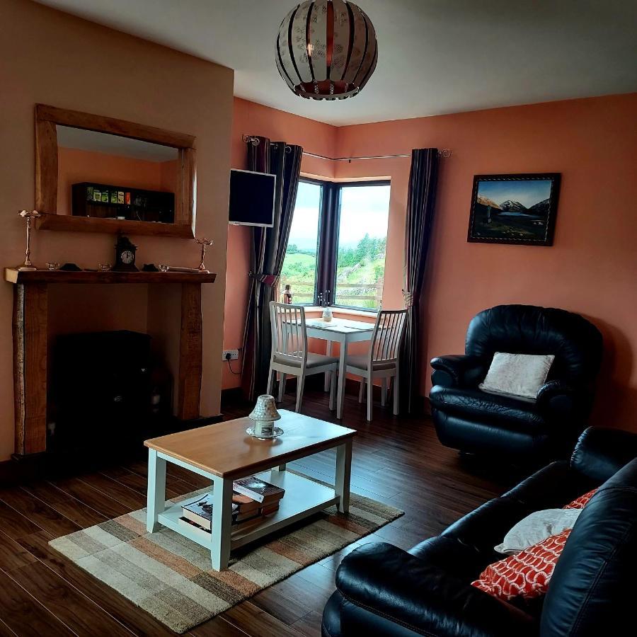 Ros Na Gcloch Bed & Breakfast เวสต์พอร์ต ภายนอก รูปภาพ